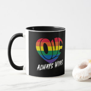 Mug L'amour gagne toujours la fierté LGBTQ