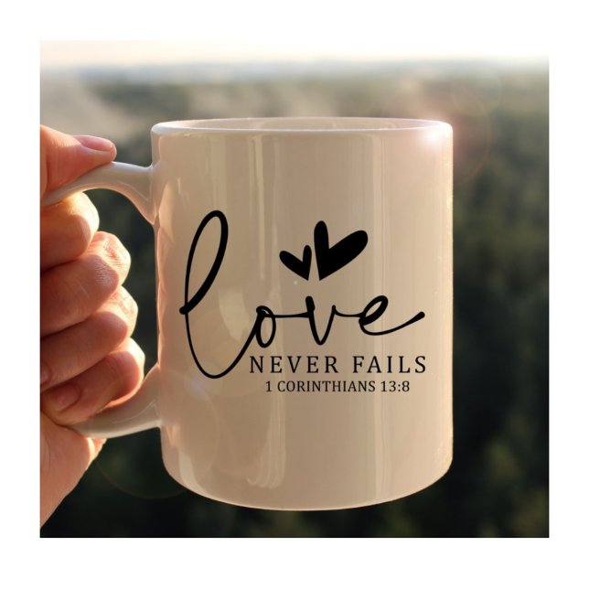 Mug L'amour ne manque jamais Corinthiens 13:8 Psaume c (Créateur téléchargé)