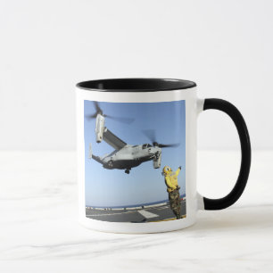 Mug Lancements d'un balbuzard MV-22 de l'USS Nassau