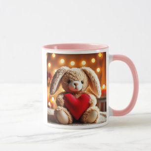 Mug Lapin en peluche mignon avec un cœur rouge.