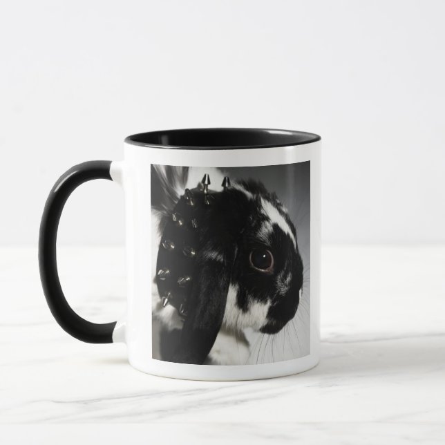 Mug Lapin noir et blanc avec le collier clouté (Gauche)