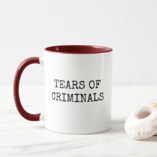 Mug Larmes des criminels de la police d'Humour