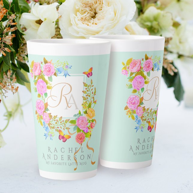 Mug Latte Vert Monogramme Jardin Fleuri Romantique (Elegant romantic flowers monogram design.)