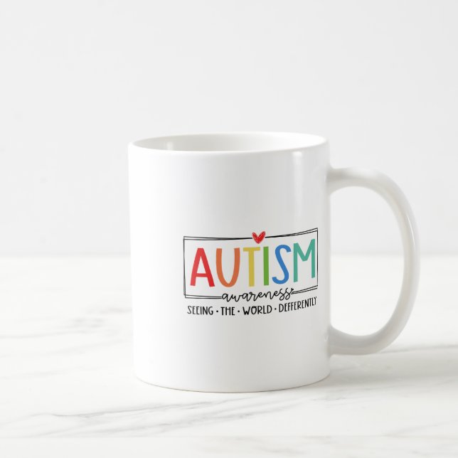 Mug L'Autisme Rétro Voit Le Monde Différent L'Autisme  (Droite)