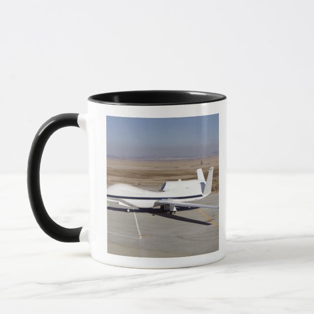 Mug L'avion sans pilote Global Hawk (Gauche)
