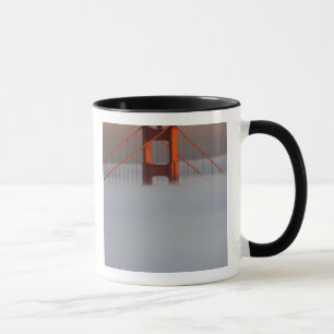 Mug Le brouillard envahit la baie de San Francisco cou