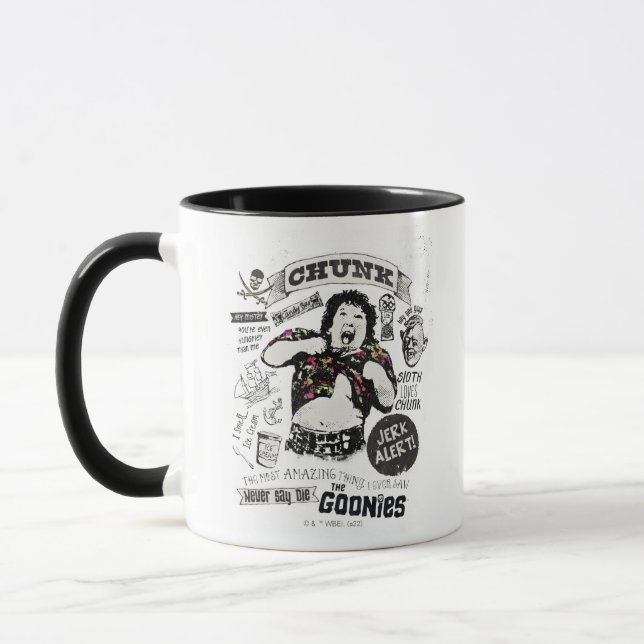 Mug Le Collage Retro de Goonies Chunk (Gauche)