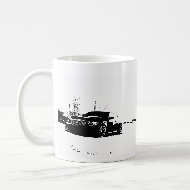Mug Le côté du coupé G37 a tiré avec le logo noir de (Gauche)