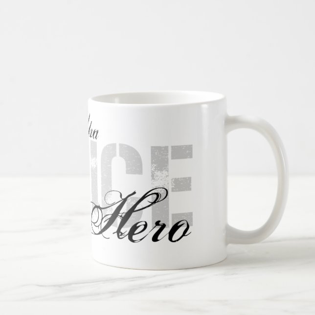 Mug Le grand-papa est mon héros - POLICE (Droite)