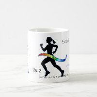 Le marathon des femmes avec le ruban de puzzle