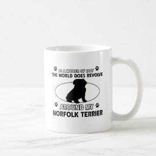 Mug Le monde tourne autour de mon terrier de Norfolk