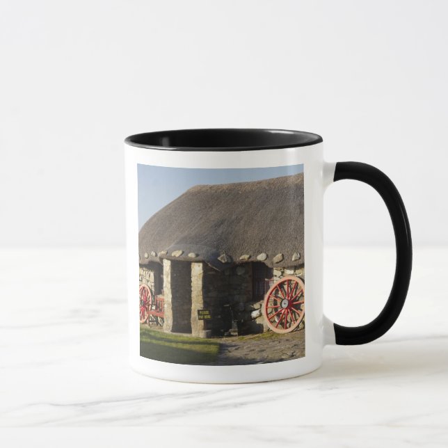 Mug Le Musée de la vie insulaire de Skye, près de Dunt (Droite)