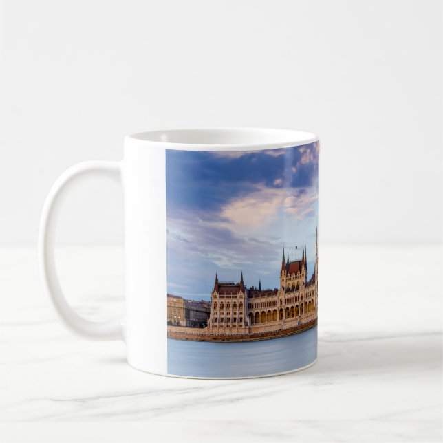 Mug Le Palais du Parlement à Budapest, sur le Danube K (Gauche)