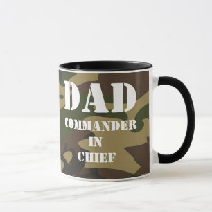 Mug Le papa, commandant en chef de militaires de Camo