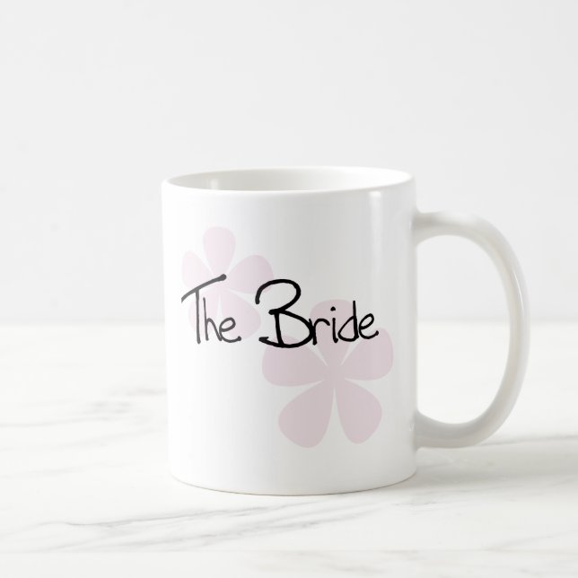 Mug Le pastel rose fleurit la jeune mariée (Droite)