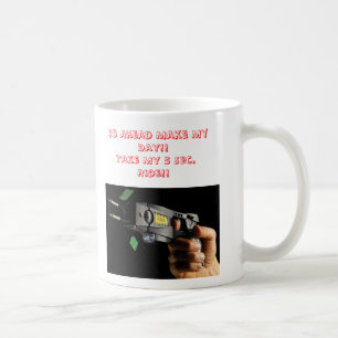 Mug Le pistolet à électrochoc 1, disparaissent font 