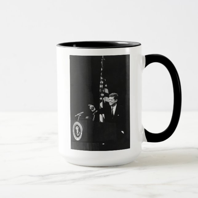 Mug Le président américain John Kennedy lors d'une con (Droite)