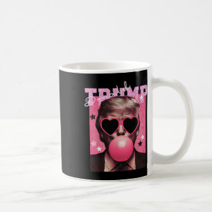 Mug Le président Trump soufflant du bubble gum rose dr