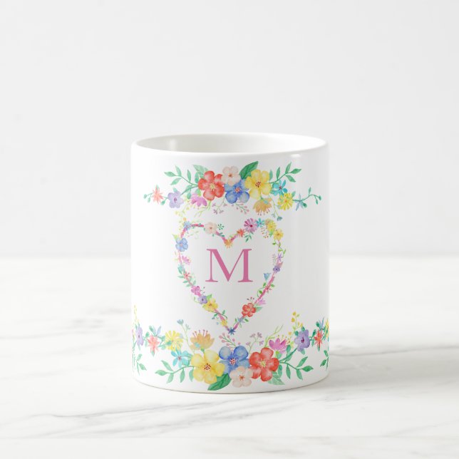 Mug le ressort fleurit l'aquarelle initiale florale de (Centre)