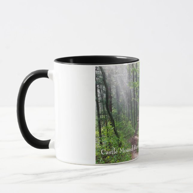 Mug Le sentier de la Forêt de Misty à Castle Mound (Gauche)