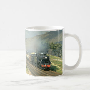Mug Le train vapeur-transporté par bout du chemin de