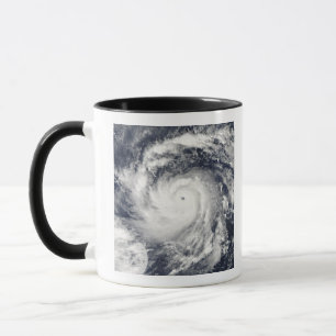 Mug Le typhon Nida dans l'océan Pacifique