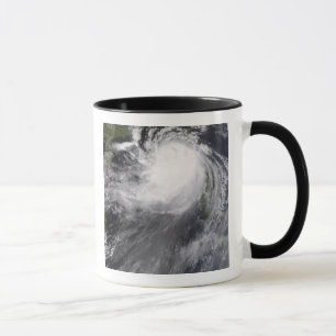 Mug Le typhon Nuri approche de la Chine