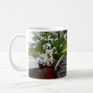 Mug Le Westie officiel sur un tracteur