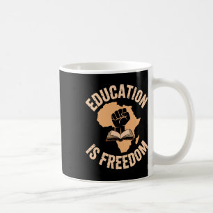 Mug L'éducation à l'histoire noire est la liberté Livr