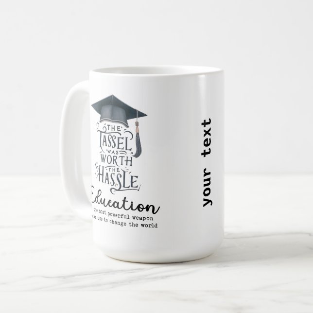 Mug L'éducation est une nouvelle arme puissante (Devant gauche)