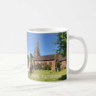 Mug L'église Staffordshire de Wombourne sur une