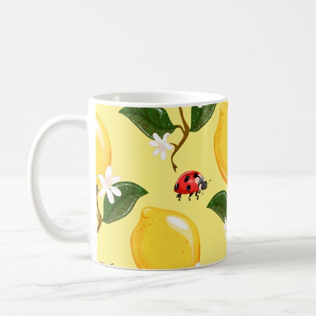 Mug Lemon Ladybug : Motif jaune tropical. (Gauche)