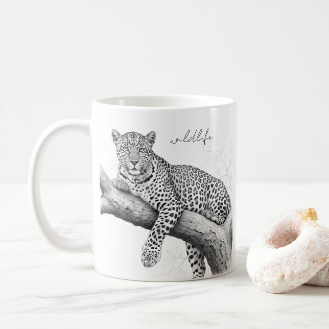 Mug Léopard de minuit, illustration de la faune  (Avec donut)