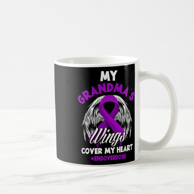 Mug Les ailes de ma grand-mère couvrent ma surdose de  (Droite)