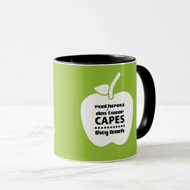 Mug Les enseignants sont de vrais héros. Nom personnal (Devant droit)