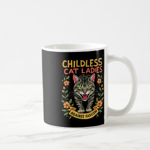 Mug Les femmes de chat sans enfants contre le fascisme