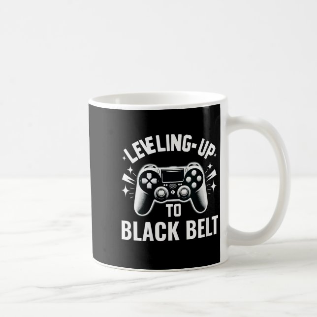 Mug Les femmes passent à la ceinture noire Jiu Jitsu d (Droite)