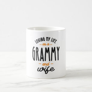 Mug Les Femmes Qui Aiment Ma Vie De Grammy Et De Femme