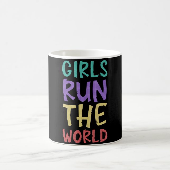 Mug Les Filles Gèrent Le Monde Féministe (Centre)
