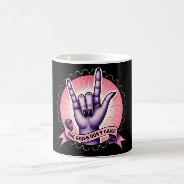 Mug Les Filles S'en Comportent Féministes (Centre)