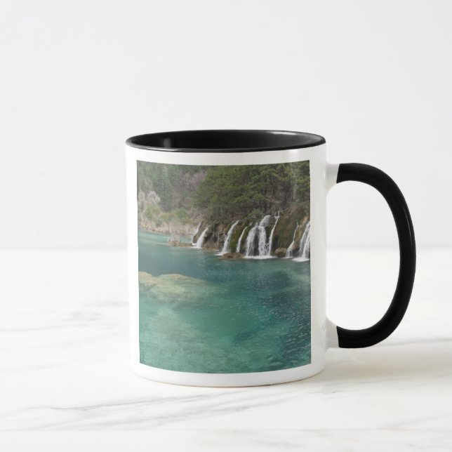 Mug Les gisements minéraux rendent les cascades et les (Droite)