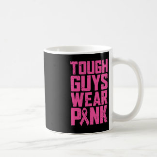Mug Les hommes durs portent le rose du sein de sensibi