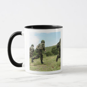 Mug Les marines thaïlandaises royales se précipitent