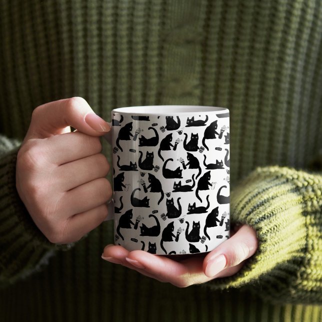 Mug Les mauvais chats frappent des trucs sur (Bad Cats Knocking Stuff Over Mug)