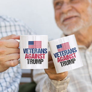 Mug Les vétérans contre Trump