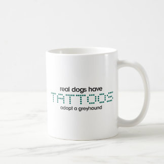 Mug Les vrais chiens ont des tatouages