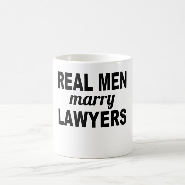 Mug Les vrais hommes épousent des avocats (Centre)