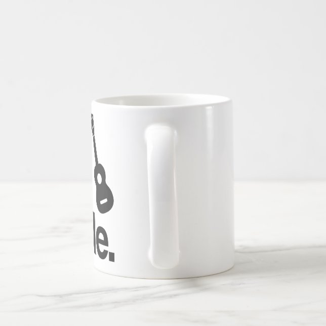 MUG LES VRAIS HOMMES JOUENT L'UKULÉLÉ (Poignée)