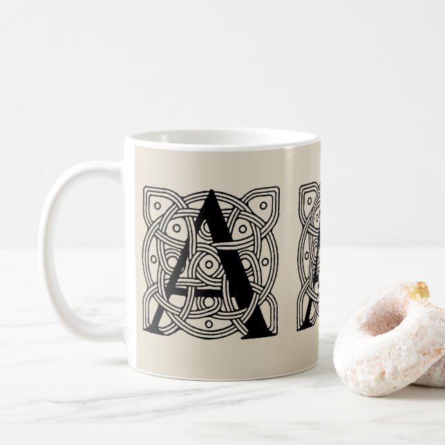 Mug Lettre A Vintage Monogramme De Noeud Celtique (Avec donut)