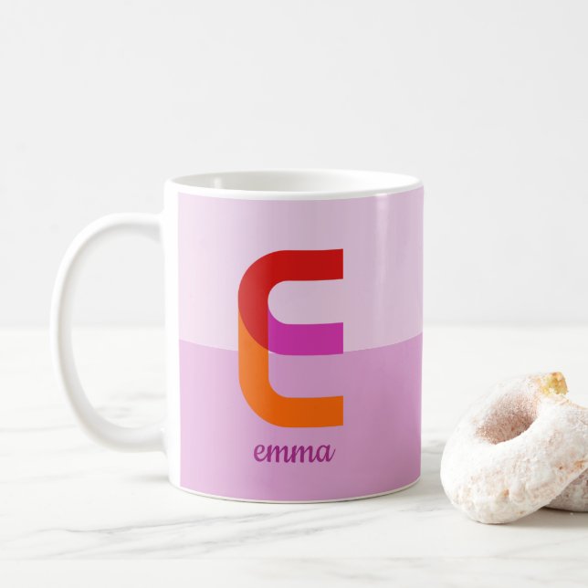 Mug Lettre Abstraite colorée E nommée (Avec donut)